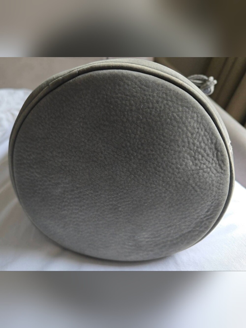 Italian Nubuc Sonoma Bucket Crossbody in Olive 4931 - Picture 4 of 9